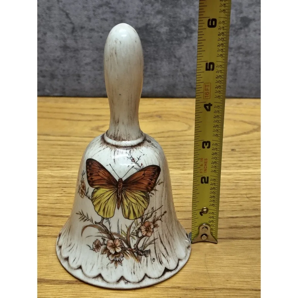 Vintage 1980's  TIC USA Butterfly and Cream White Flower Bell wood Design 6